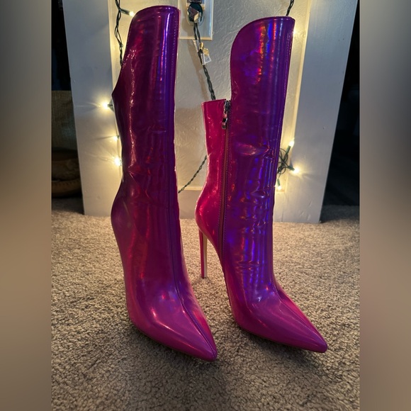 Azalea Wang Shoes - Azalea Wang "Halo" Holographic Stiletto Boots (PLEASE READ)